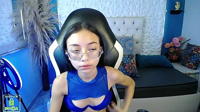 NathaliaSweet_11's cam snapshot