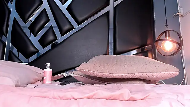 Melissa_23_'s cam snapshot