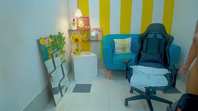 esmeralda_cuisman's cam snapshot