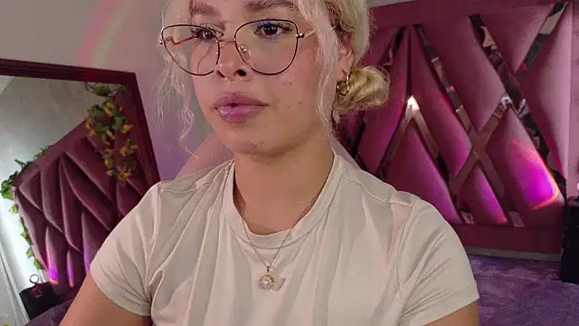 Haelycute's cam snapshot