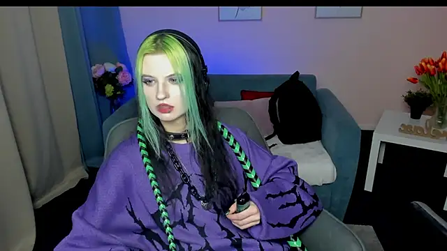 ToxicKittyy's cam snapshot