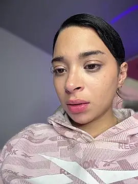 Sasha-18's cam snapshot