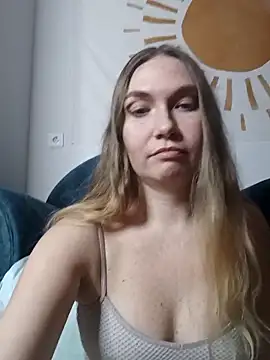 KisaVixen's cam snapshot