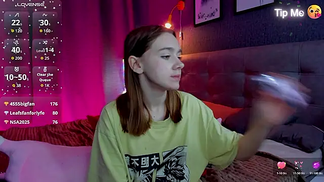 Lesi_Moonie01's cam snapshot