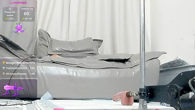 fox-yiyi live sex cam