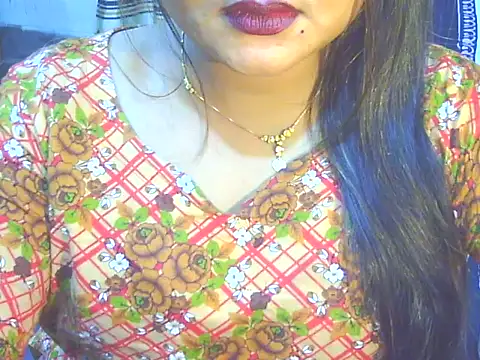 Nusrat_Faria07's cam snapshot