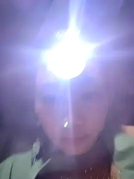 gio-thu's cam snapshot