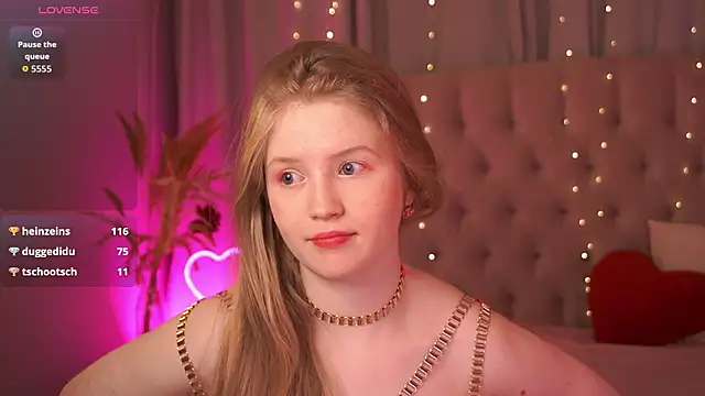 LilianHoward's cam snapshot