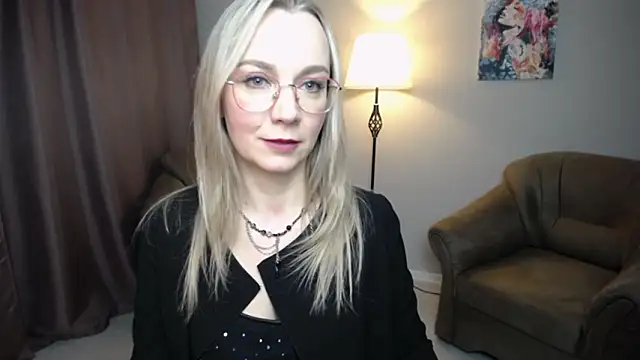 Ava_Elior's cam snapshot