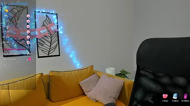 Hailey_Foxy's cam snapshot