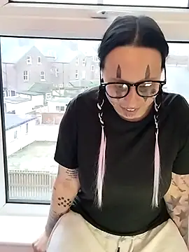 ThatAltGirl live sex cam