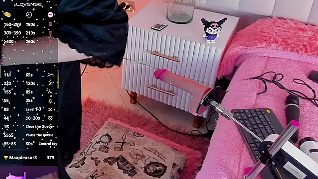 chelsea_bolton_'s cam snapshot