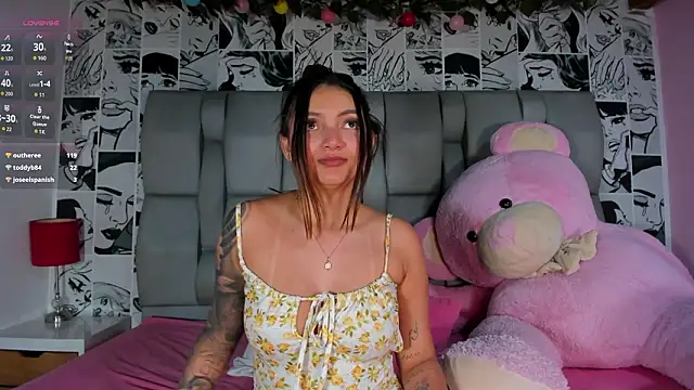 LucyRosse's cam snapshot