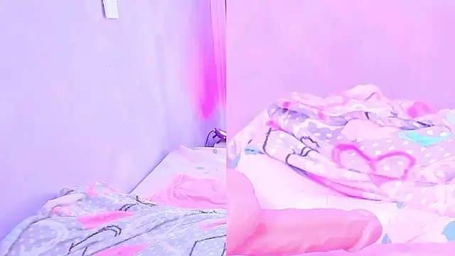 anjalivictoria_cm's cam snapshot