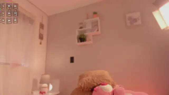 caro_sanchezz's cam snapshot