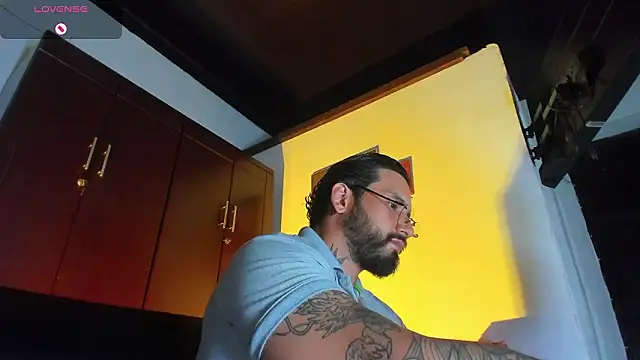 CamiloGray_ live sex cam