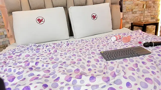 kendall_grace's cam snapshot