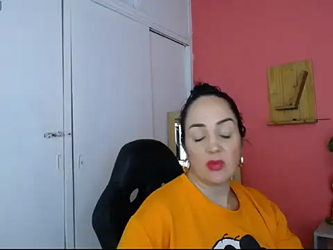 sharon_collin2's cam snapshot