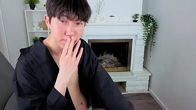 YugoAsian live sex cam