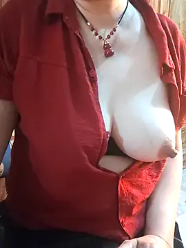 Myna_999's cam snapshot