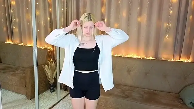 VellaKlaus's cam snapshot