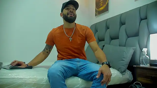 Thiagogomez live sex cam