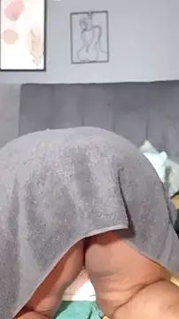 PearlSexxy69 live sex cam