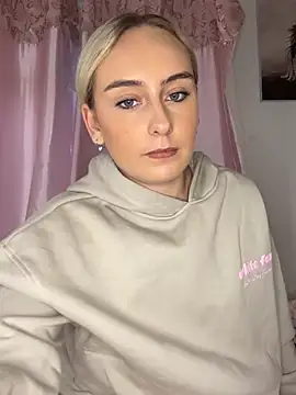 Scarletbx live sex cam