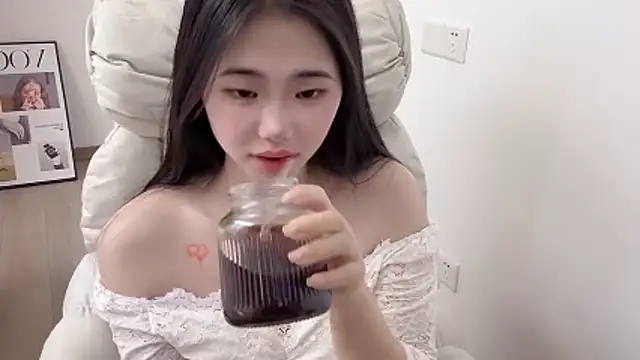 suki-1's cam snapshot