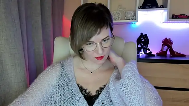 feliziaDesire's cam snapshot