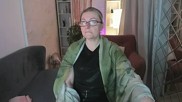 AlexandraKind's cam snapshot