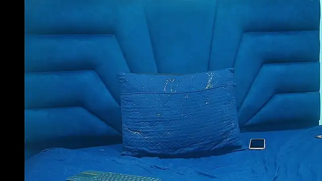 Angell_cooper's cam snapshot