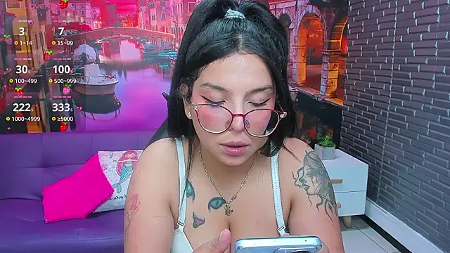 Small_naughty_'s cam snapshot