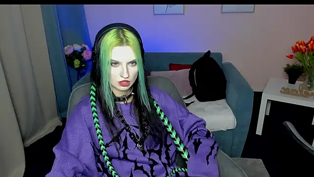 ToxicKittyy's cam snapshot