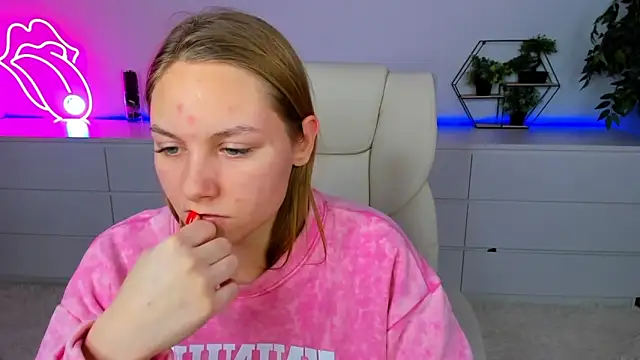 MilaAddams's cam snapshot