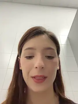 LilluKatten live sex cam