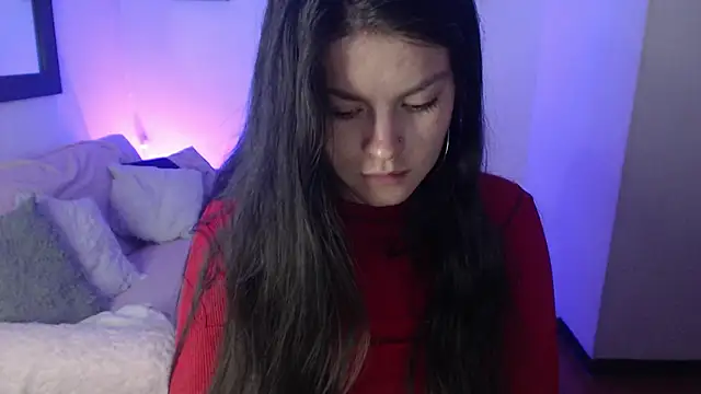 Sara_valderrama_'s cam snapshot