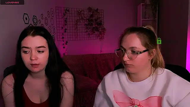 monica_xcx's cam snapshot