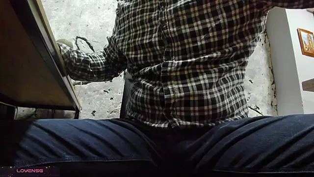 Maxi_thebig_daddy live sex cam