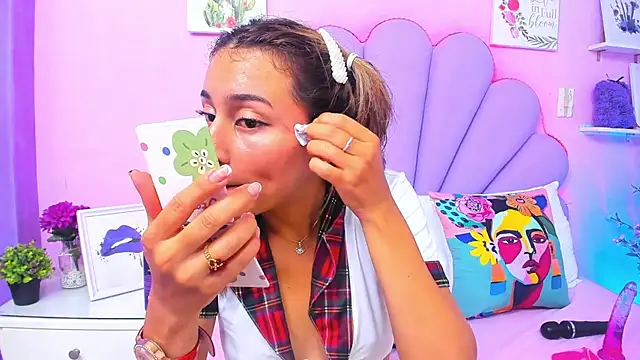 HannaPretthy's cam snapshot