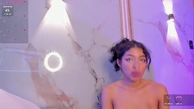 Aron_and_molly's cam snapshot