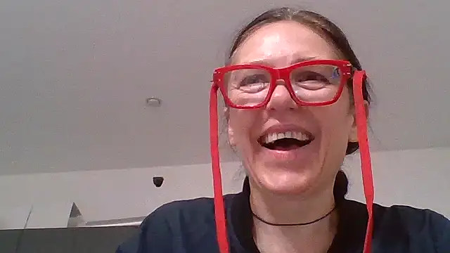 FNGEL123's cam snapshot