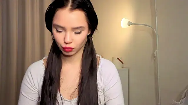 slyshypie's cam snapshot