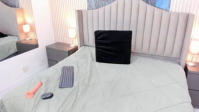 Arianaa_Cooper_ live sex cam