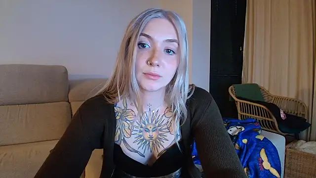 tattoobbgirl's cam snapshot