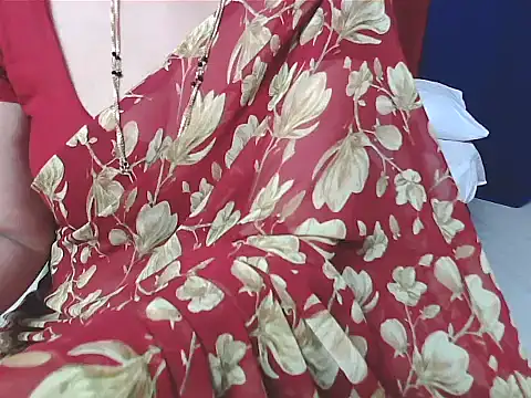 sunitha-3's cam snapshot