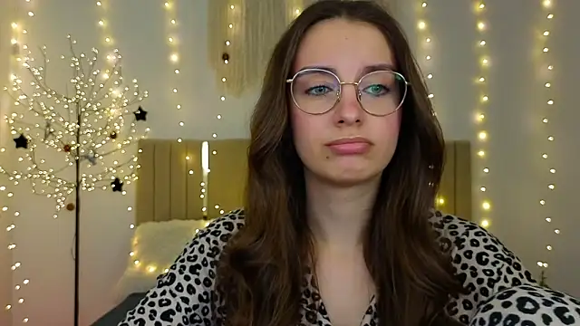 Real_cutie1's cam snapshot