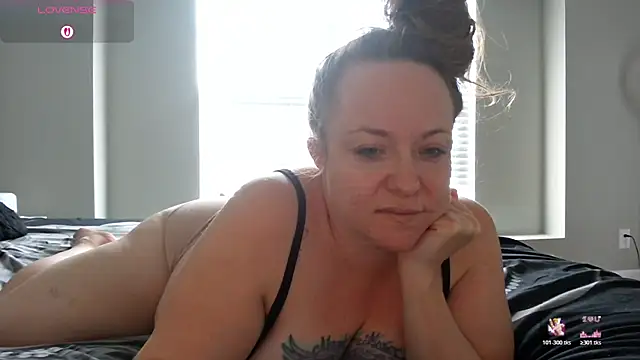 julimonroe's cam snapshot