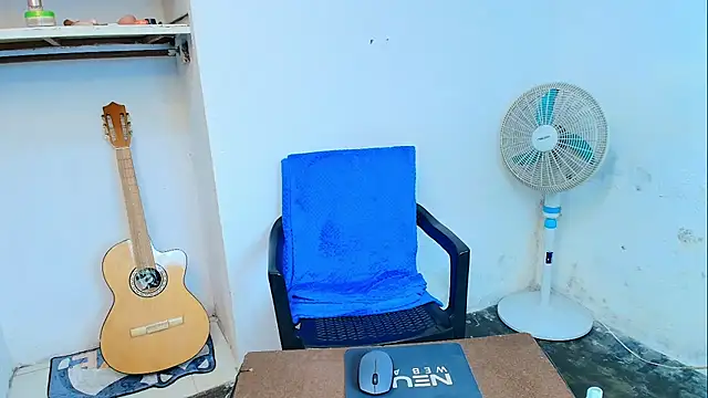 Oh_Tique live sex cam