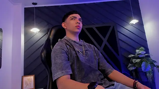 Julian_Mercier's cam snapshot